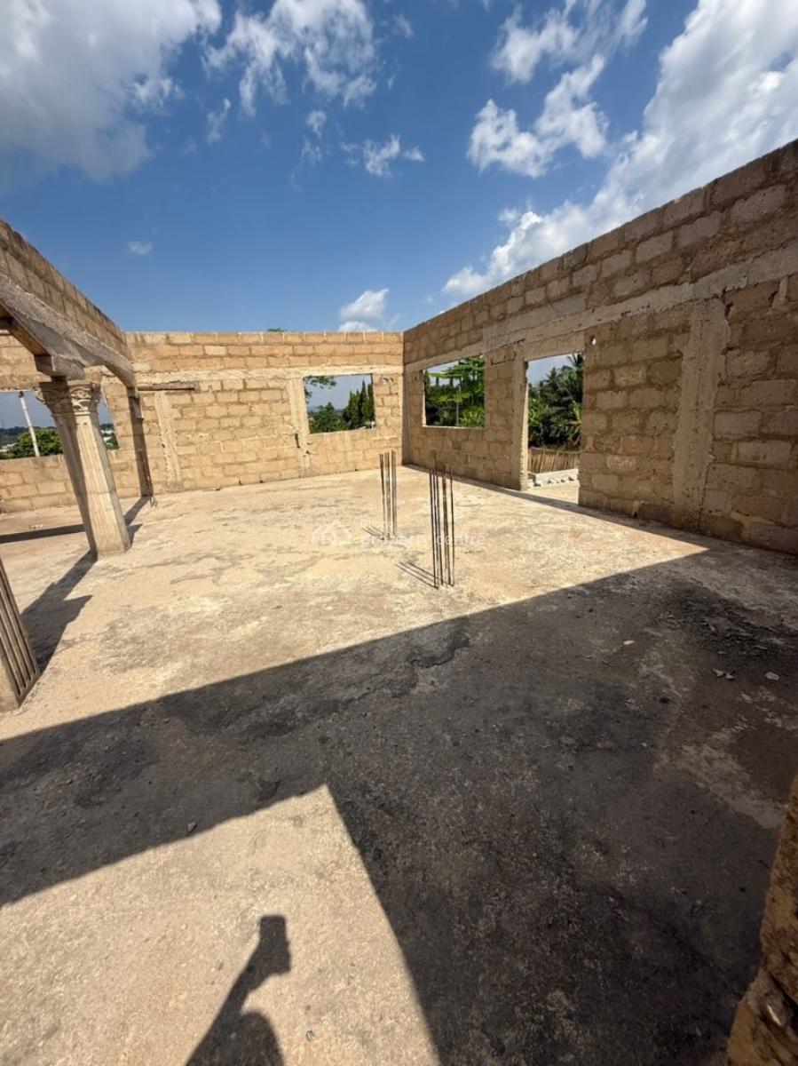 14 Bedrooms at Kumasi Effiduase, Effiduase, Kumasi Metropolitan, Ashanti, Detached Duplex for Sale