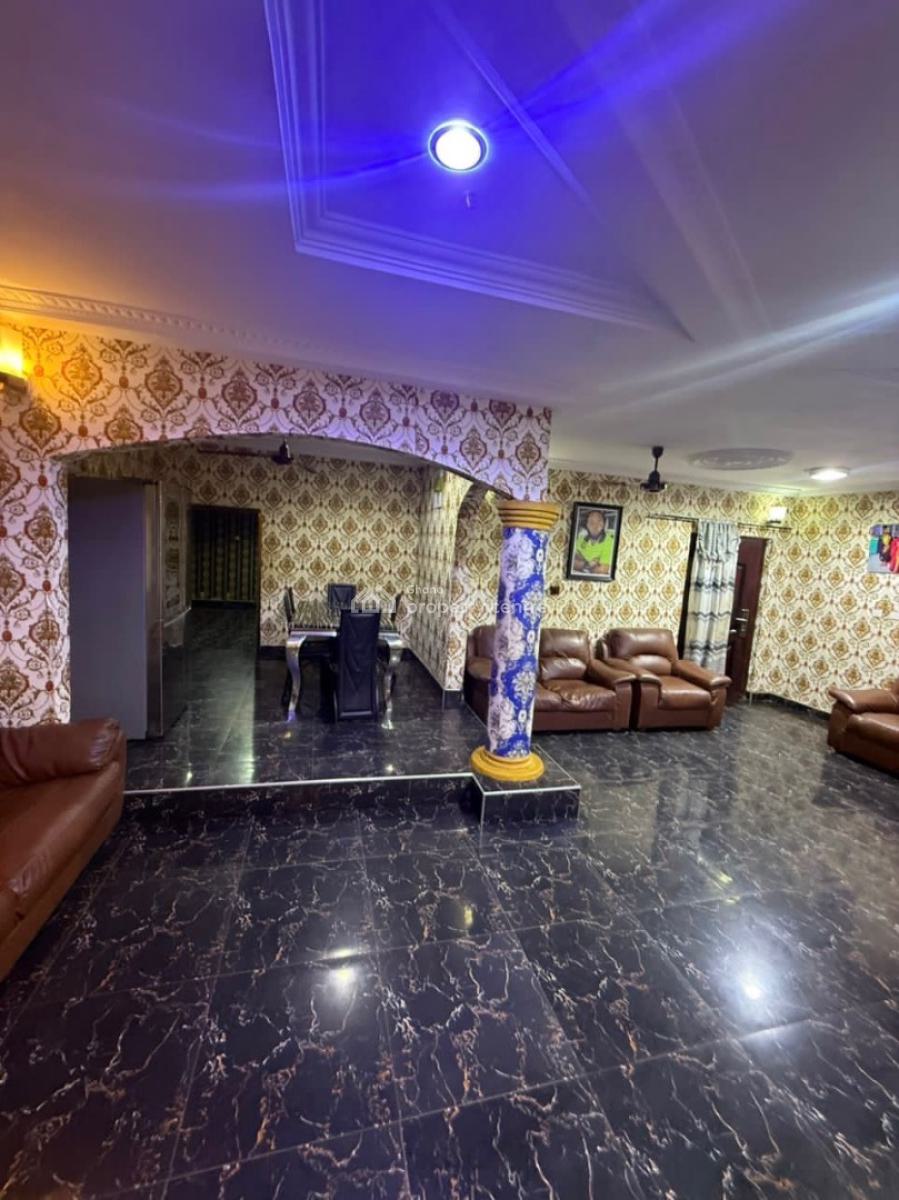 6 Bedrooms at Effiduase Kumasi, Effiduase, Kumasi Metropolitan, Ashanti, Detached Bungalow for Sale