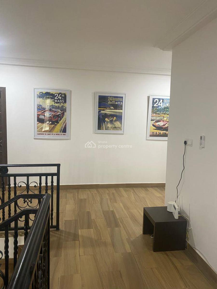 Elegant 5-bedroom Home with Pool in Ayi Mensah, Mensah Wood Avenue, Ayimensah, Adenta, Adenta Municipal, Accra, Townhouse for Sale