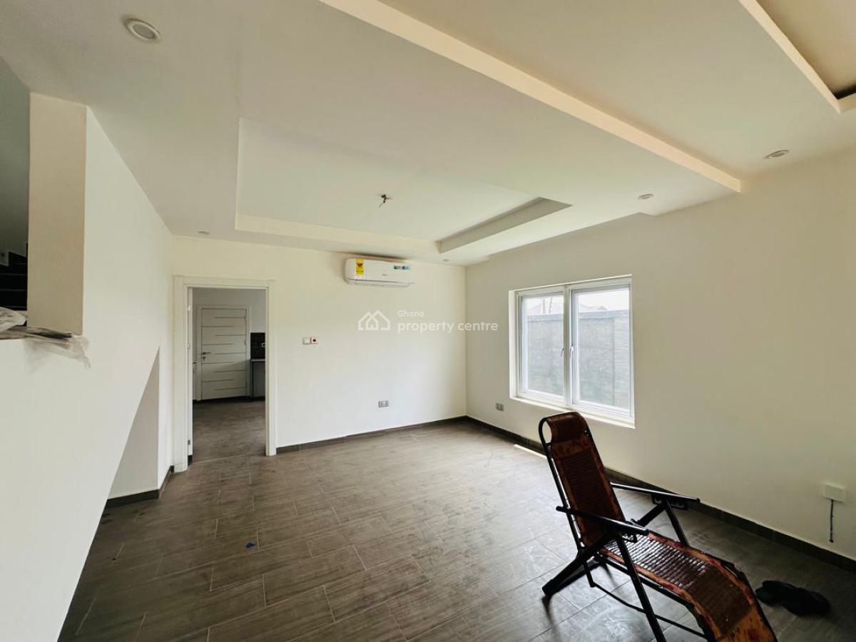 élégant 3 Bedroom, Adenta, Oyarifa, La Nkwantanang Madina Municipal, Accra, Townhouse for Rent