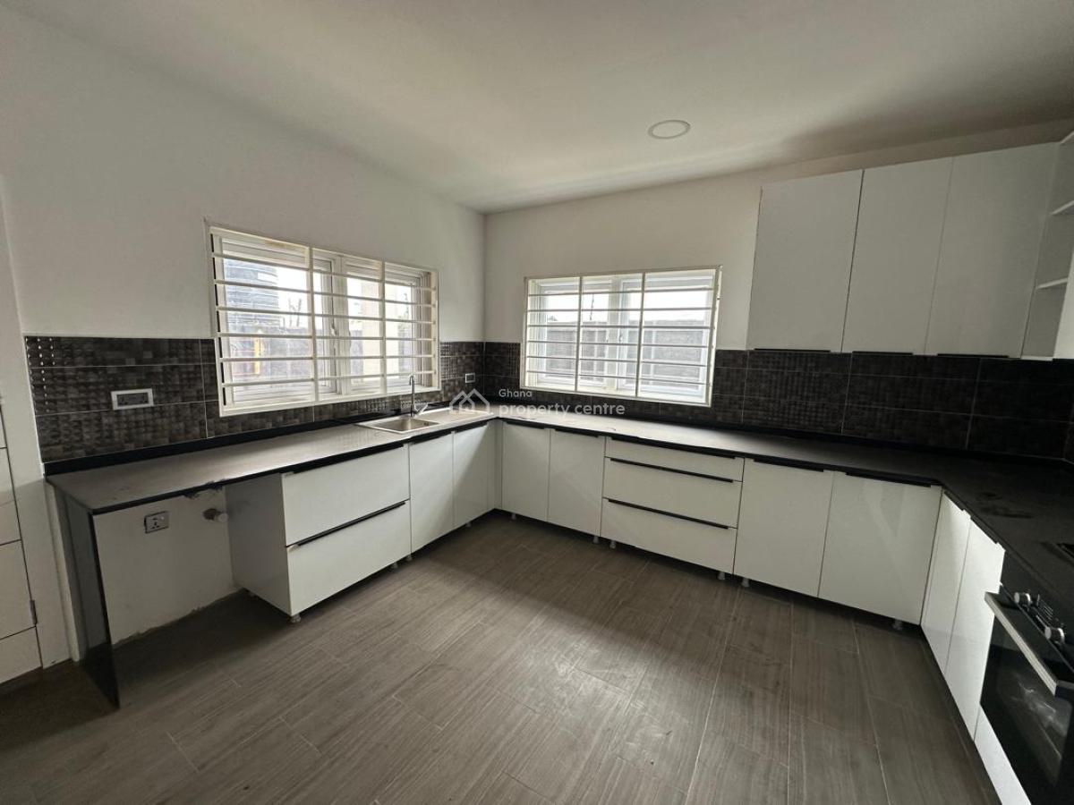 élégant 3 Bedroom, Adenta, Oyarifa, La Nkwantanang Madina Municipal, Accra, Townhouse for Rent