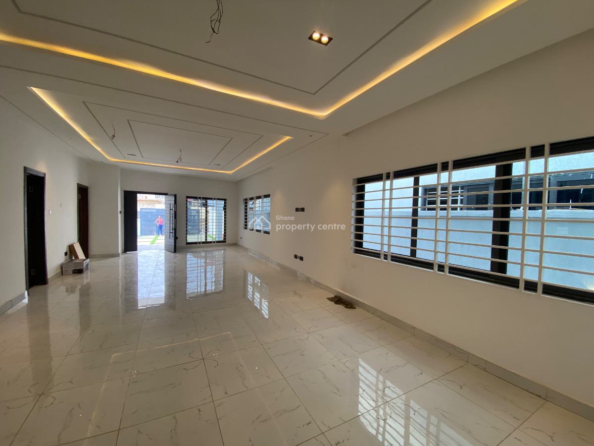 3 Bedrooms House Lakeside Estates, Lakeside Estates, Adenta Municipal, Accra, House for Sale