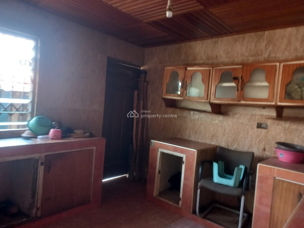 7 Bedrooms   ( 180*160), Abrepo Atafoa., Kumasi Metropolitan, Ashanti, House for Sale