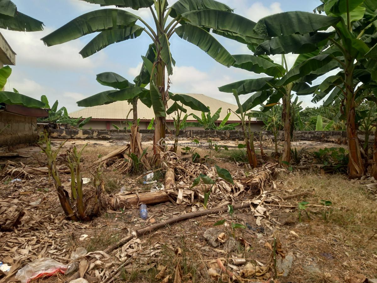 7 Bedrooms   ( 180*160), Abrepo Atafoa., Kumasi Metropolitan, Ashanti, House for Sale