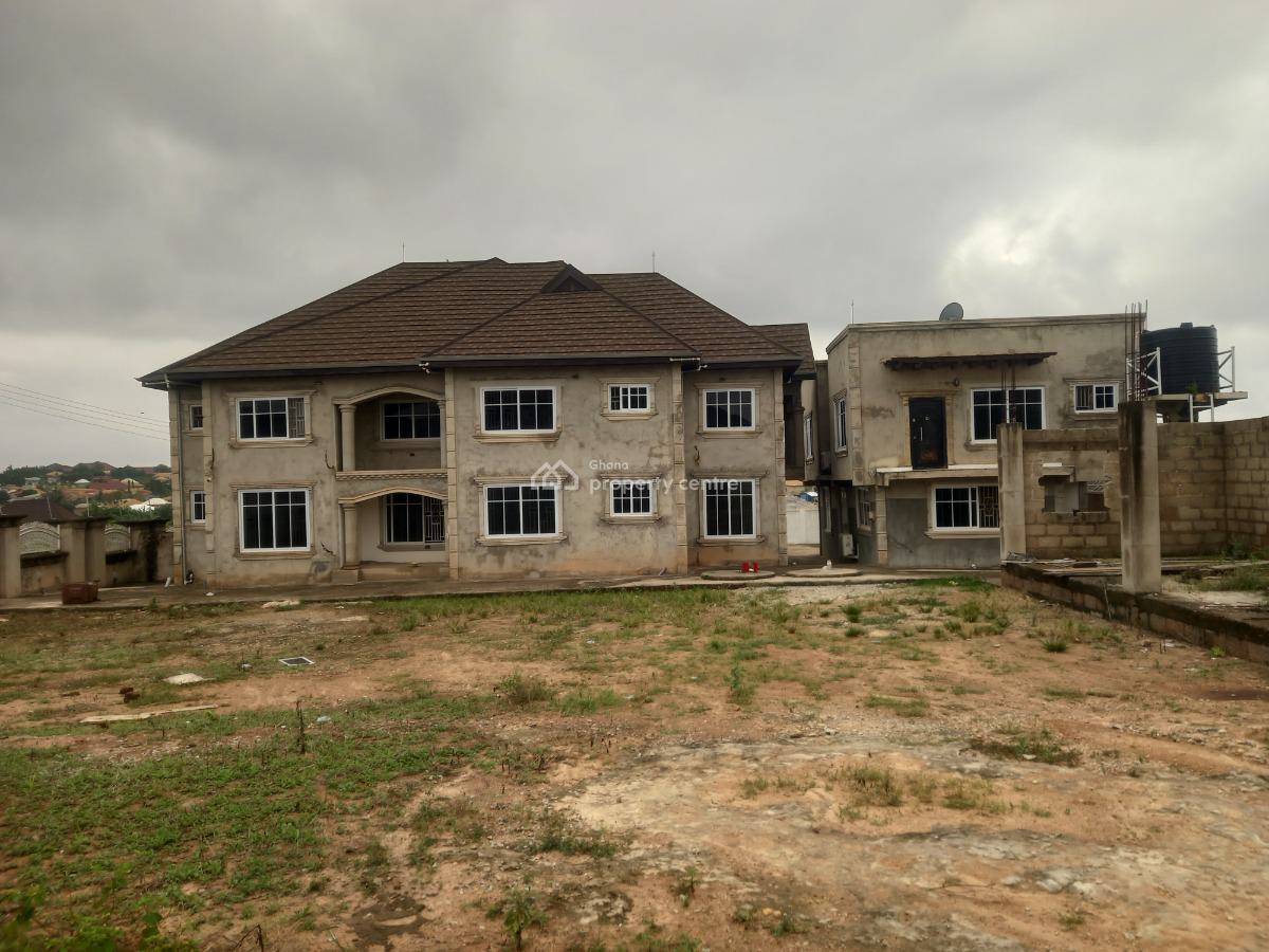 9 Bedrooms Plus 1 Full Plot., Near Tanoso/ Sofoline., Kumasi Metropolitan, Ashanti, House for Sale