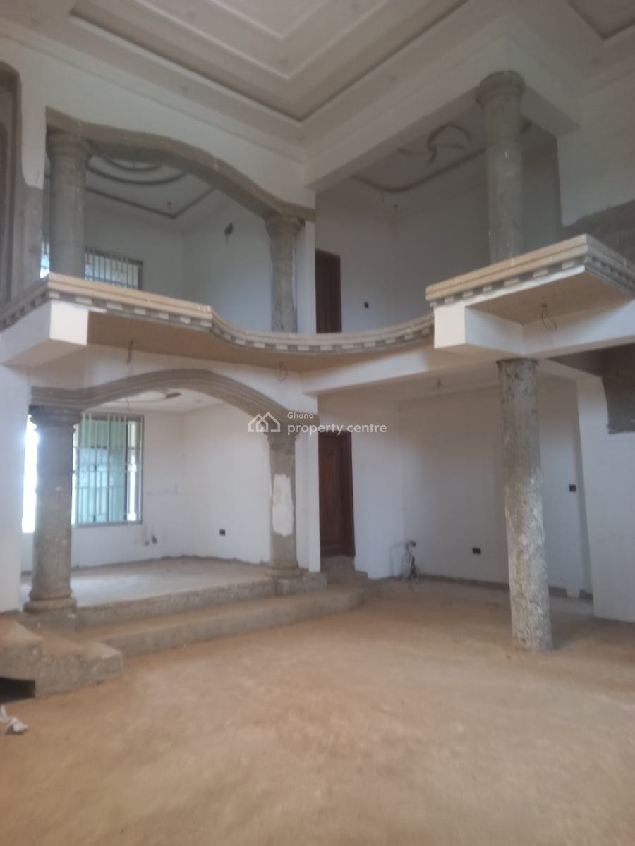 9 Bedrooms Plus 1 Full Plot., Near Tanoso/ Sofoline., Kumasi Metropolitan, Ashanti, House for Sale