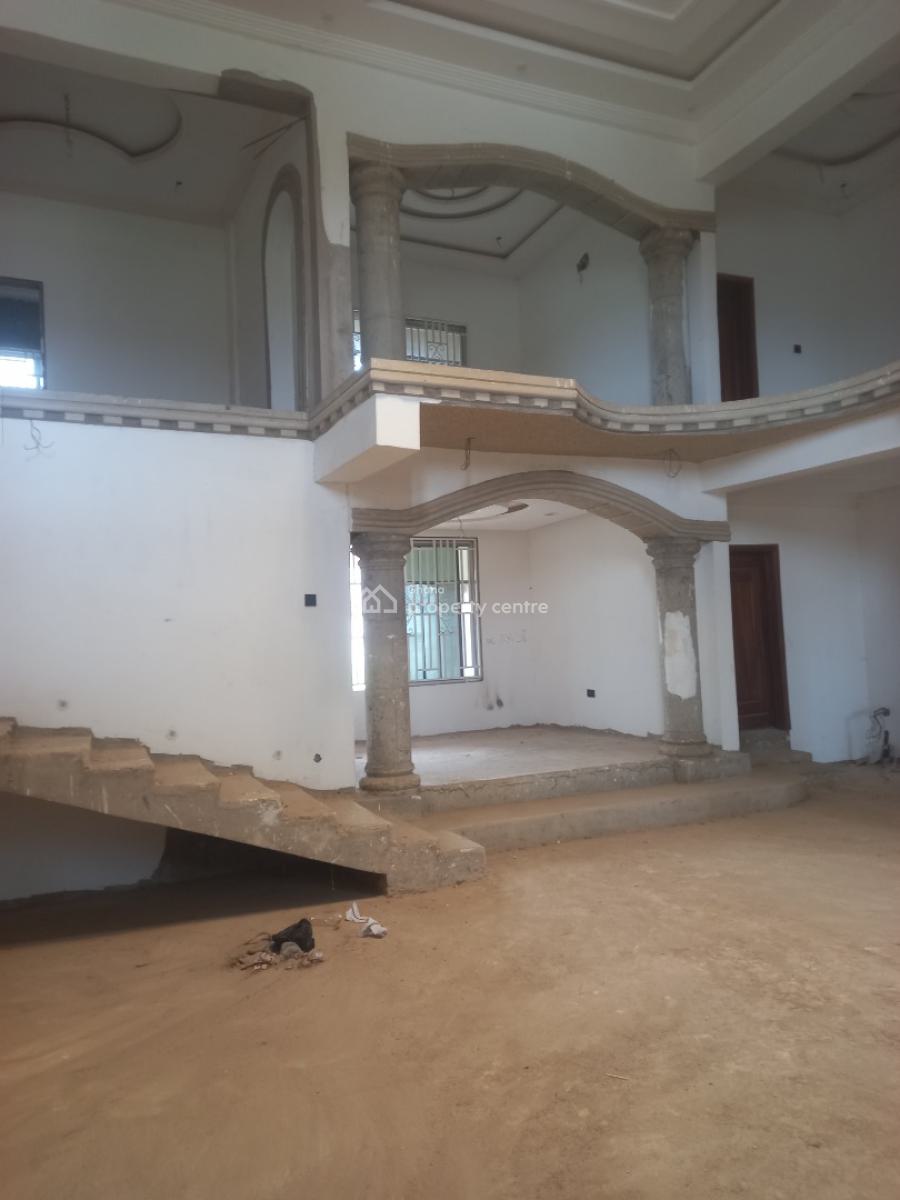 9 Bedrooms Plus 1 Full Plot., Near Tanoso/ Sofoline., Kumasi Metropolitan, Ashanti, House for Sale