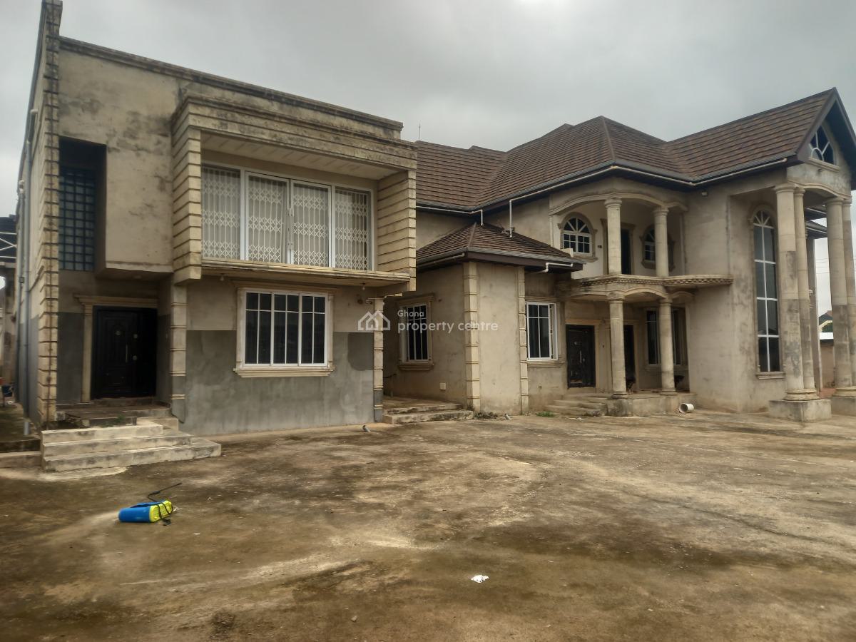 9 Bedrooms Plus 1 Full Plot., Near Tanoso/ Sofoline., Kumasi Metropolitan, Ashanti, House for Sale