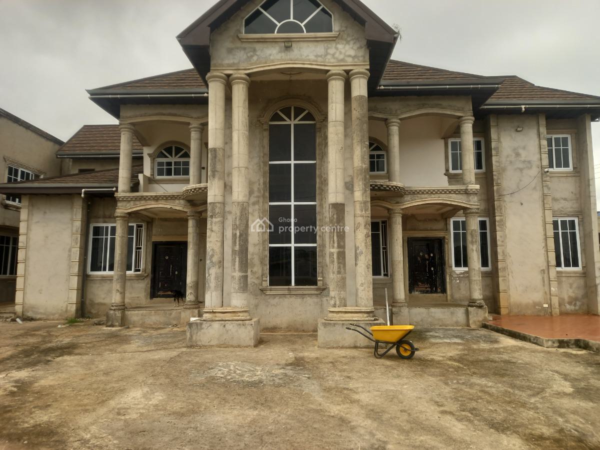 9 Bedrooms Plus 1 Full Plot., Near Tanoso/ Sofoline., Kumasi Metropolitan, Ashanti, House for Sale
