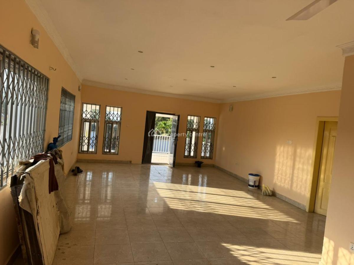 4 Bedroom with 2 Washroom Self Compound at Tantra Hills Aroun, Tantra Hill, Achimota, Accra, House for Rent