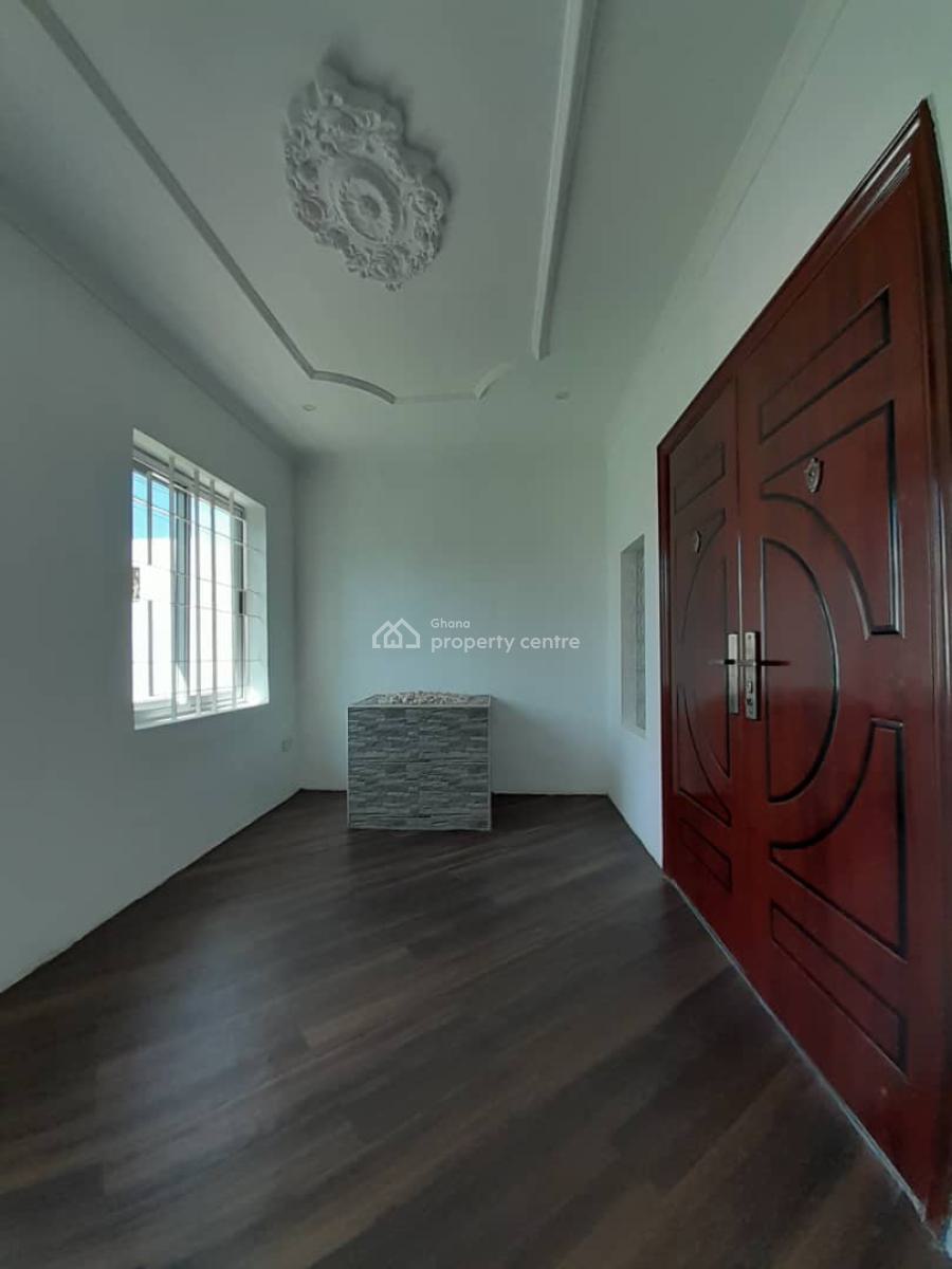 Executuve 8 Bedroom, Cantonments, Accra, House for Rent