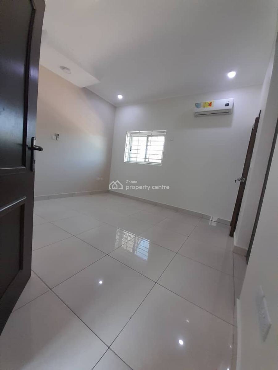 Executuve 8 Bedroom, Cantonments, Accra, House for Rent