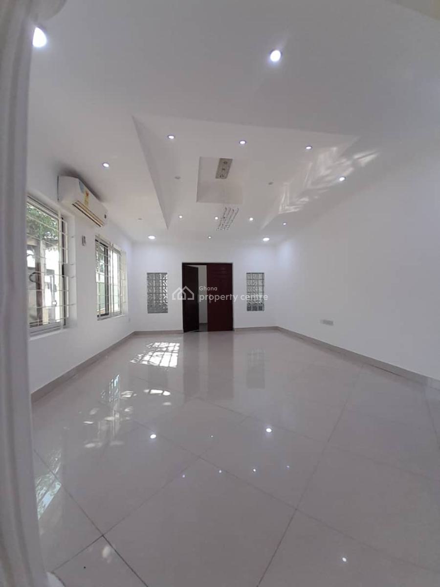Executuve 8 Bedroom, Cantonments, Accra, House for Rent