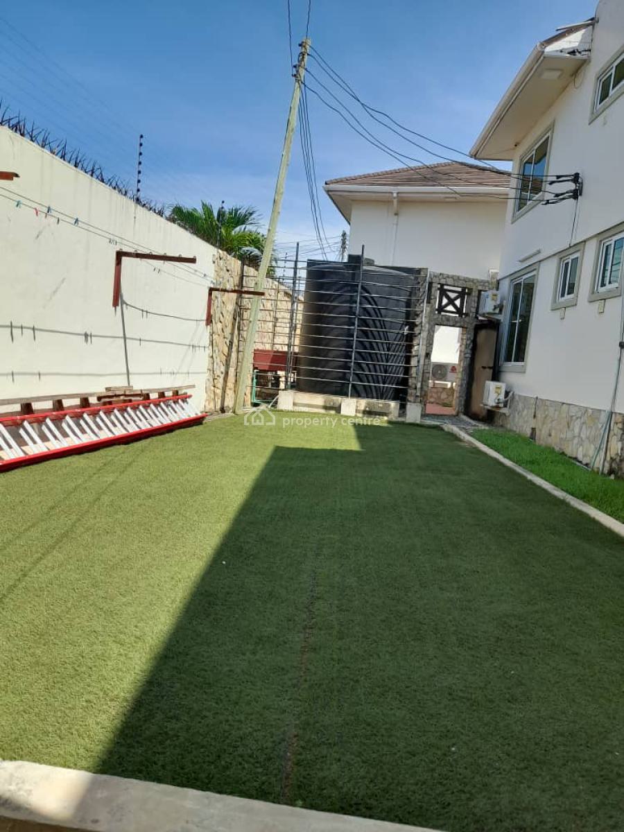 Executuve 8 Bedroom, Cantonments, Accra, House for Rent