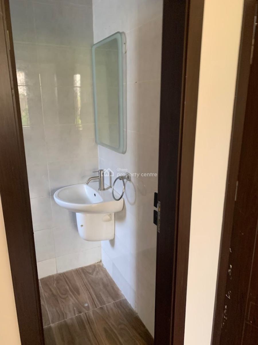 Serviced 2 Bedroom Apartment with Gym and Rooftop Terrace, Tseaddo, East Airport, Airport Residential Area, Accra, Apartment for Rent