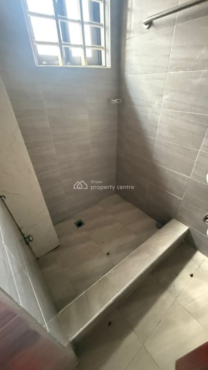 Hostel  Bedrooms=21  Flow for Another 21 Rooms Top  on 2 Plot Land., Kumasi Boadi, Kumasi Metropolitan, Ashanti, Commercial Property for Sale