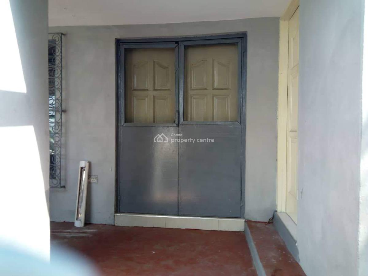 3 Bedrooms Apartment at Tse Addo, Trade Fair La, La Dade Kotopon Municipal, Accra, Apartment for Rent