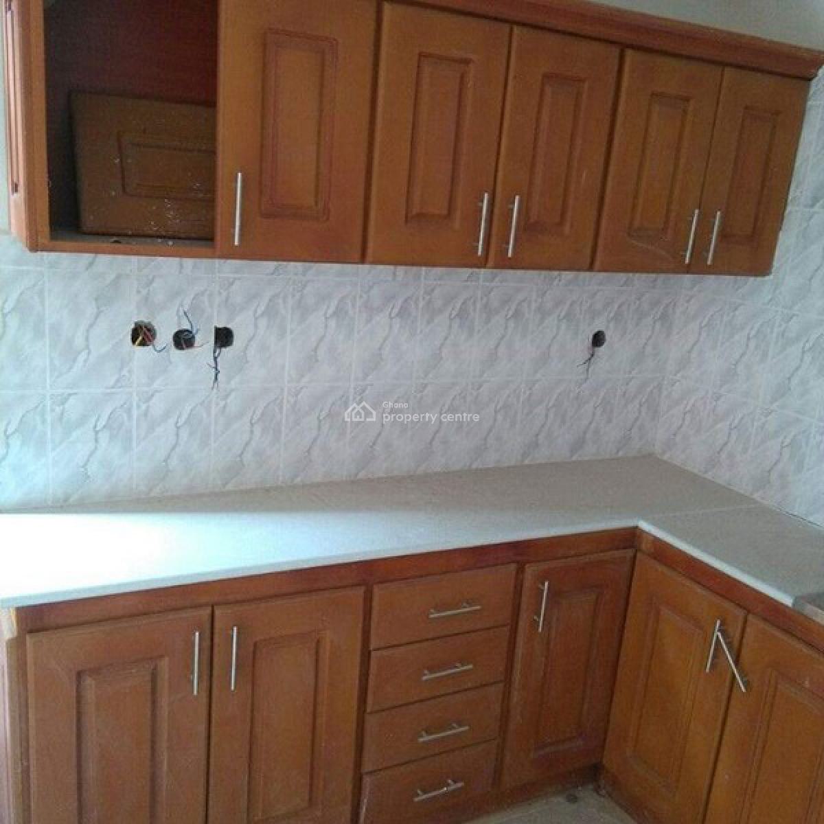 2 Bedroom Self-contain Apartment, Trade Fair La, La Dade Kotopon Municipal, Accra, Apartment for Rent
