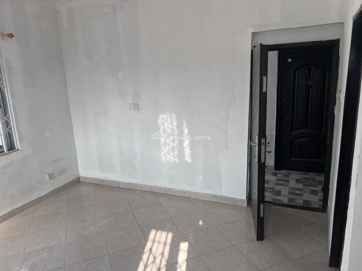 Chamber Self Contain, Trade Fair La Tse Addo, La Dade Kotopon Municipal, Accra, Apartment for Rent