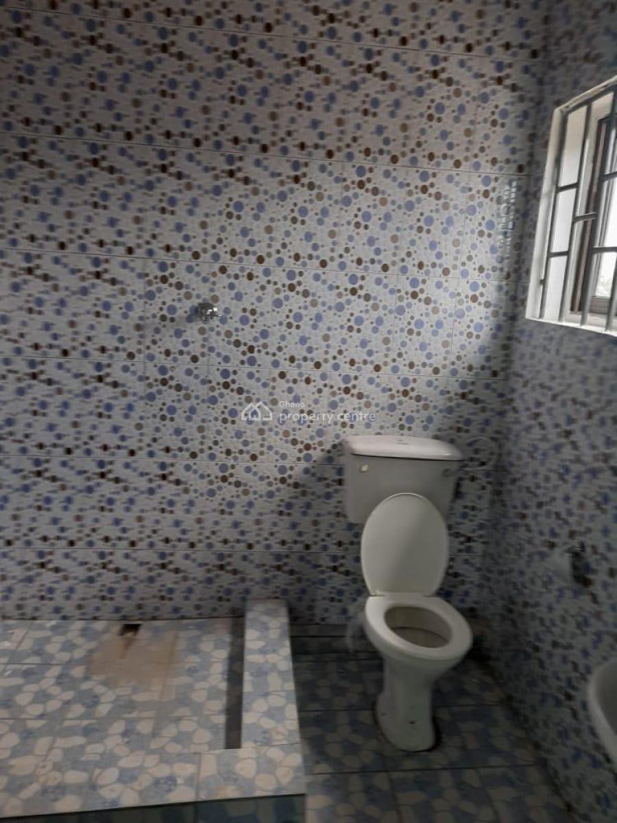 Chamber and Hall Self Contain, Tse Addo, La Dade Kotopon Municipal, Accra, Apartment for Rent