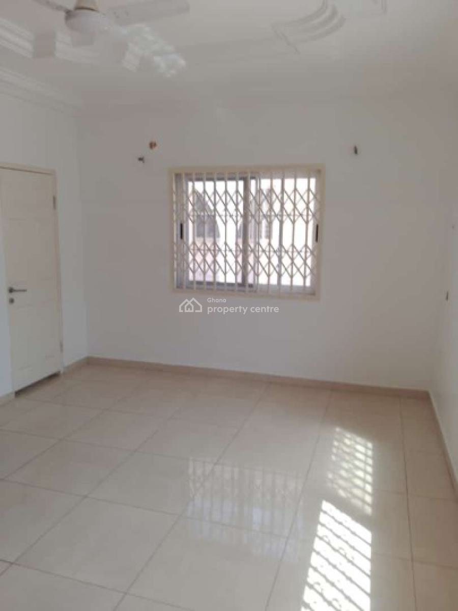 Chamber and Hall Self Contain, Tse Addo, La Dade Kotopon Municipal, Accra, Apartment for Rent