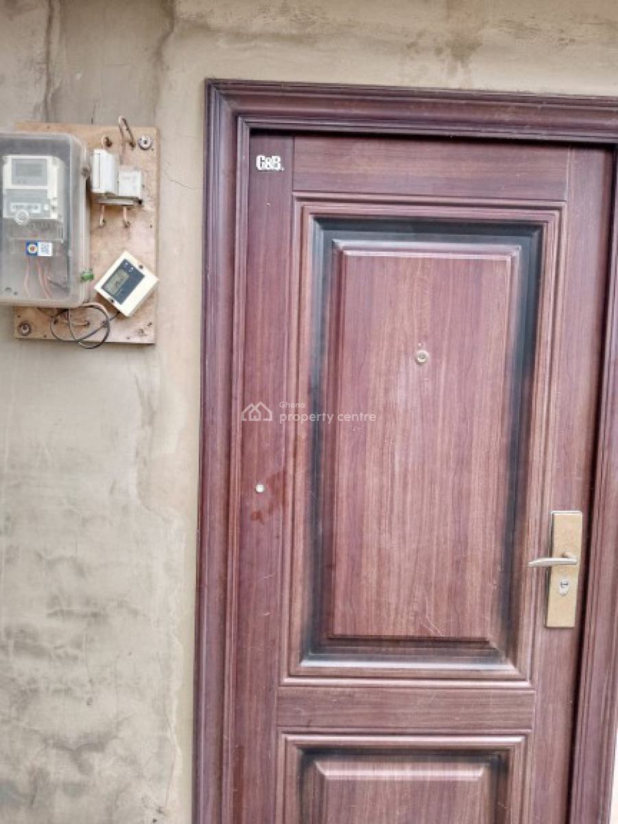 Chamber and Hall Self Contained, Bark of Trade Fair La, La Dade Kotopon Municipal, Accra, Land for Rent