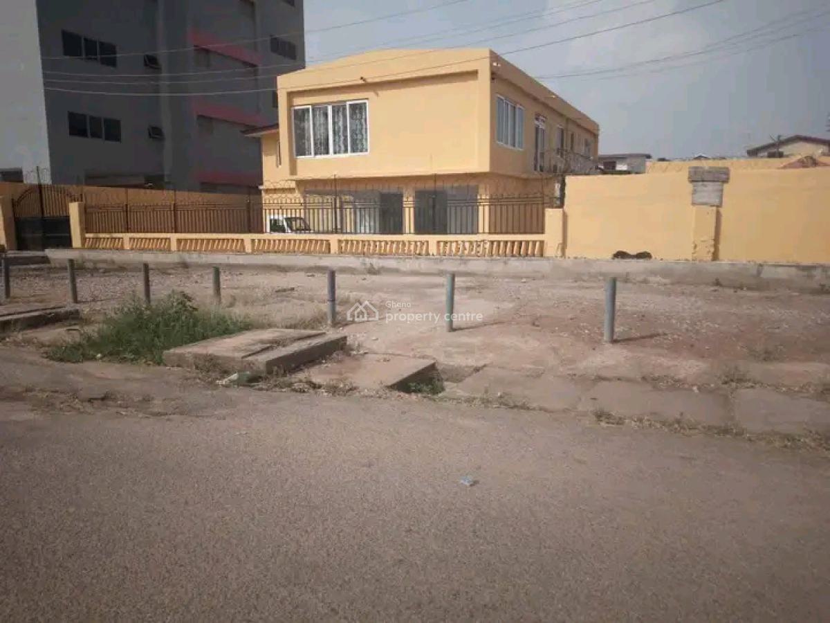 Office Space Ground Floor Facing The Main Road, Dzorwulu, Accra, Office Space for Rent