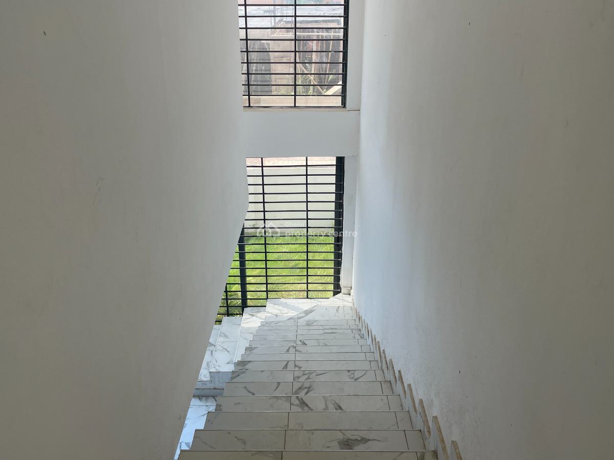 Newly Built Modern 3-bedroom House, 16th Street, Kingsby Circle, Achimota, Accra, House for Sale