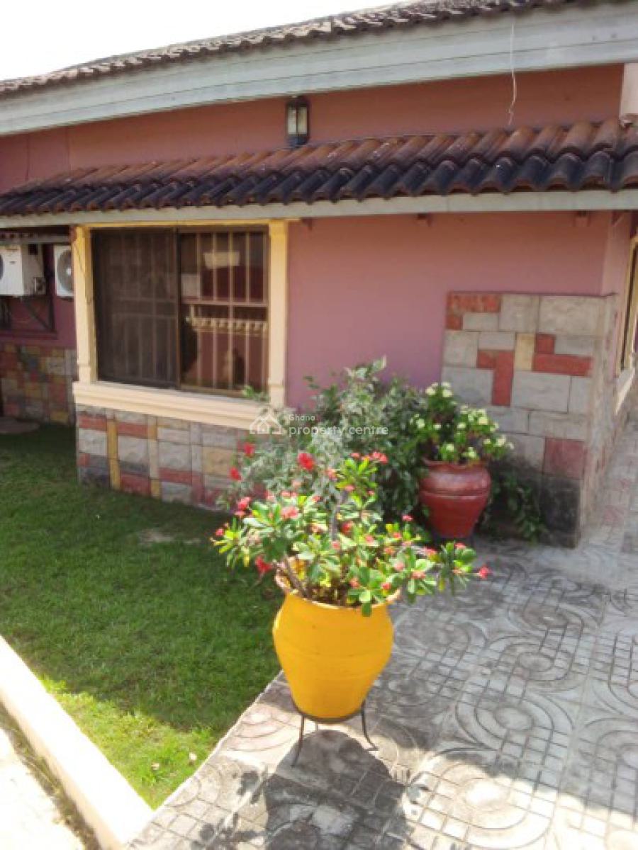 2 Bedroom Self Compound House, Tse Addo, La Dade Kotopon Municipal, Accra, Detached Bungalow for Rent