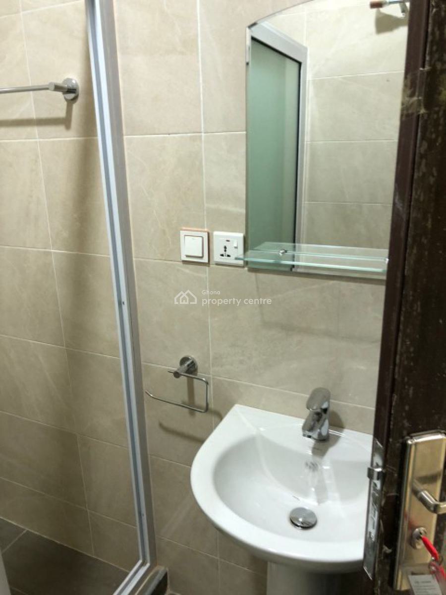 5 Bedrooms House, Bark of Trade Fair La Tse Addo, La Dade Kotopon Municipal, Accra, Detached Duplex for Rent