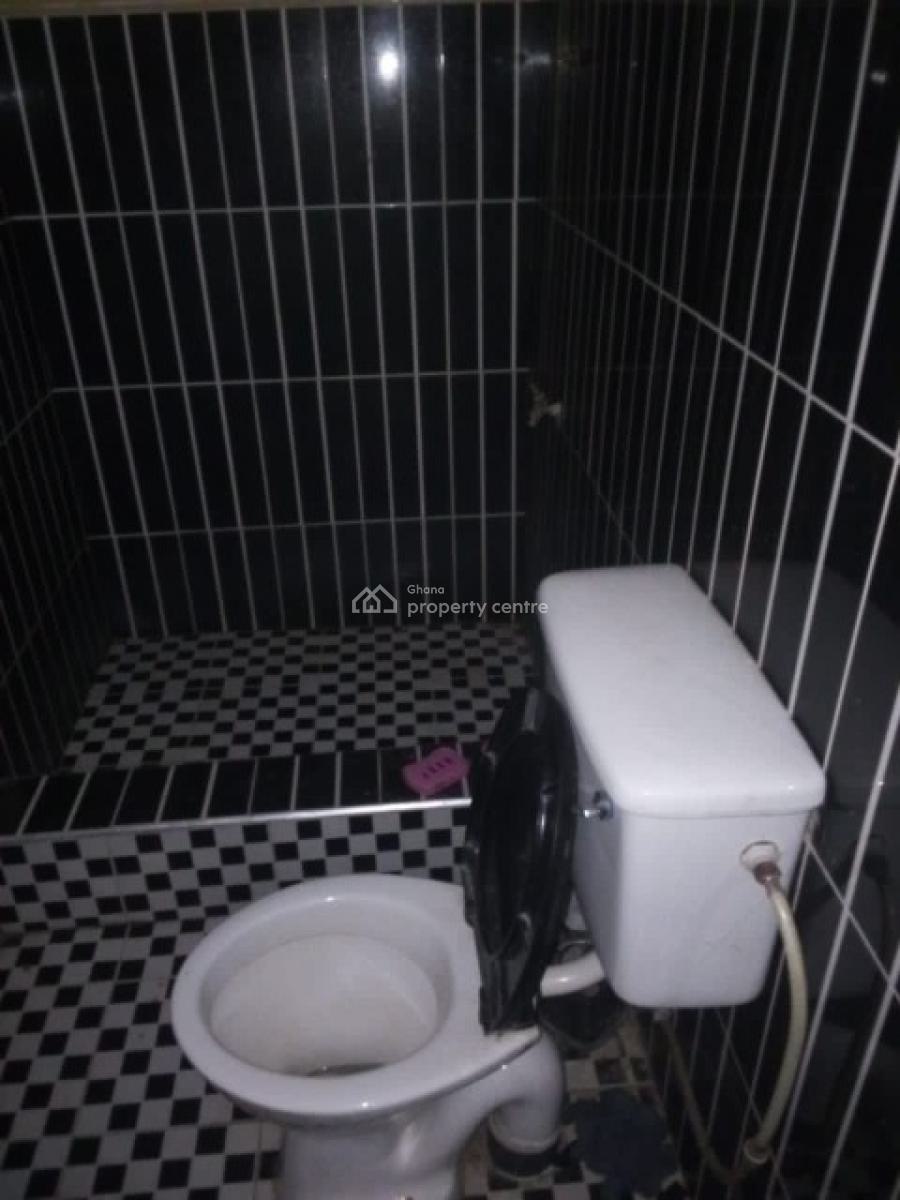 4 Bedroom House at The Bark of Trade Fair La Tse Addo, Tse Addo, La Dade Kotopon Municipal, Accra, Detached Duplex for Sale