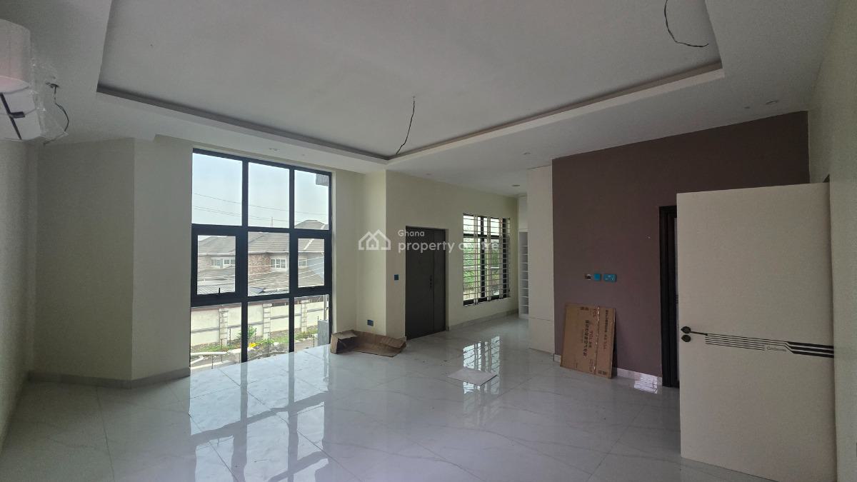 5 Bedrooms Houses, Spintex, Accra Metropolitan, Accra, House for Sale