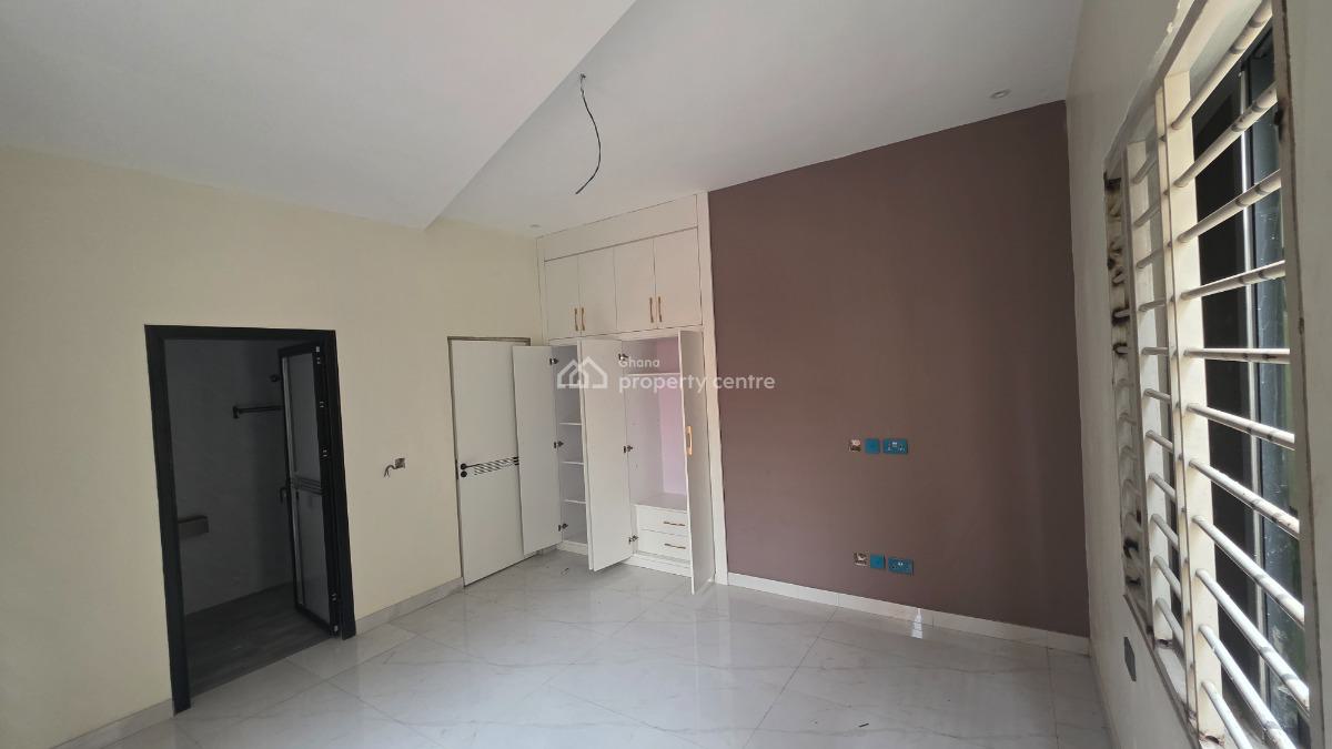 5 Bedrooms Houses, Spintex, Accra Metropolitan, Accra, House for Sale
