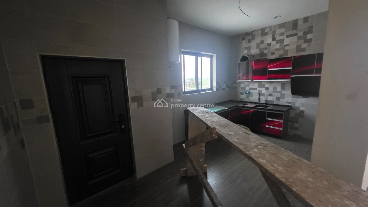 5 Bedrooms Houses, Spintex, Accra Metropolitan, Accra, House for Sale