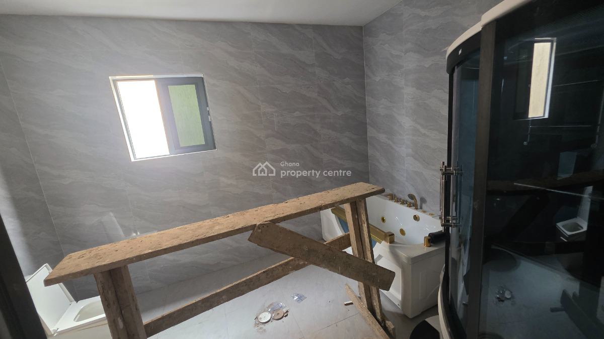 5 Bedrooms Houses, Spintex, Accra Metropolitan, Accra, House for Sale