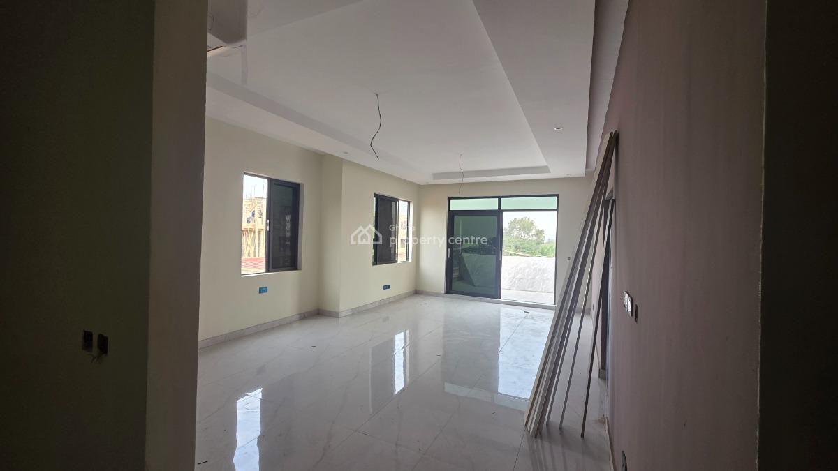 5 Bedrooms Houses, Spintex, Accra Metropolitan, Accra, House for Sale