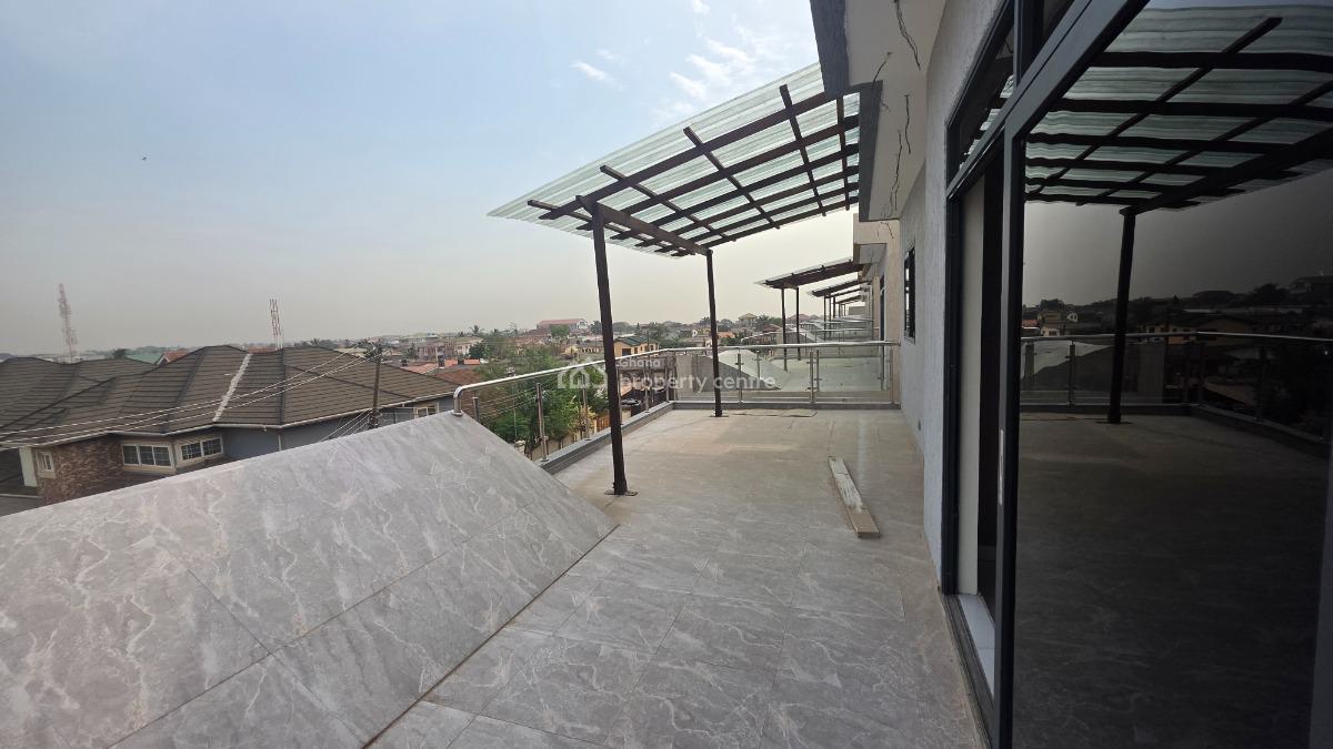 5 Bedrooms Houses, Spintex, Accra Metropolitan, Accra, House for Sale