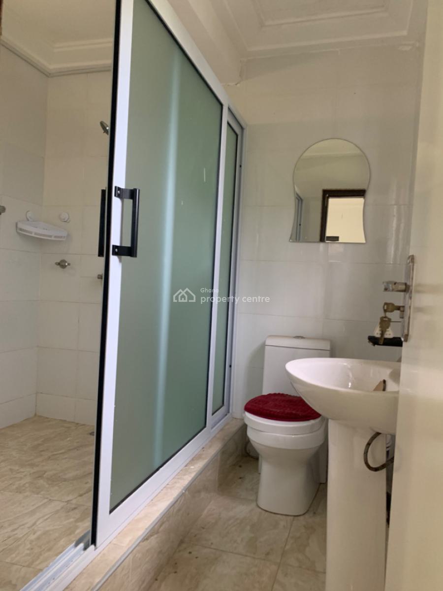 4 Bedrooms Duplex House in a Gated Community, Oyarifa, La Nkwantanang Madina Municipal, Accra, Semi-detached Duplex for Rent