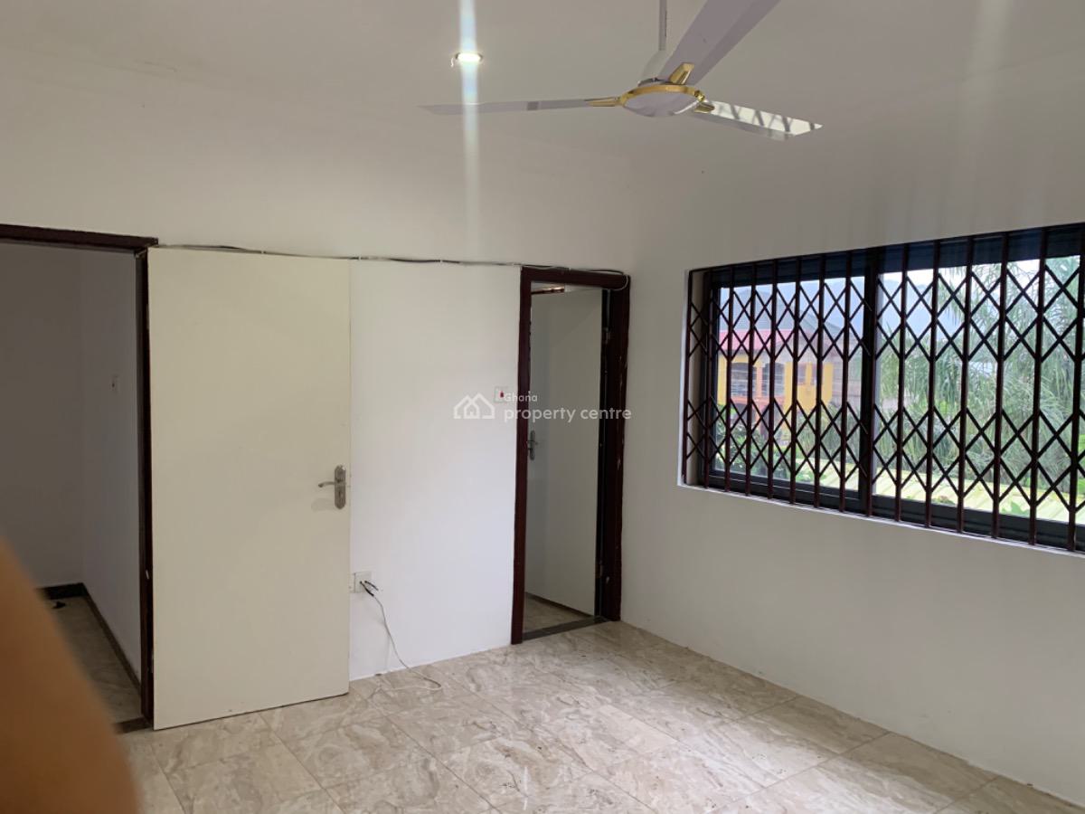 4 Bedrooms Duplex House in a Gated Community, Oyarifa, La Nkwantanang Madina Municipal, Accra, Semi-detached Duplex for Rent