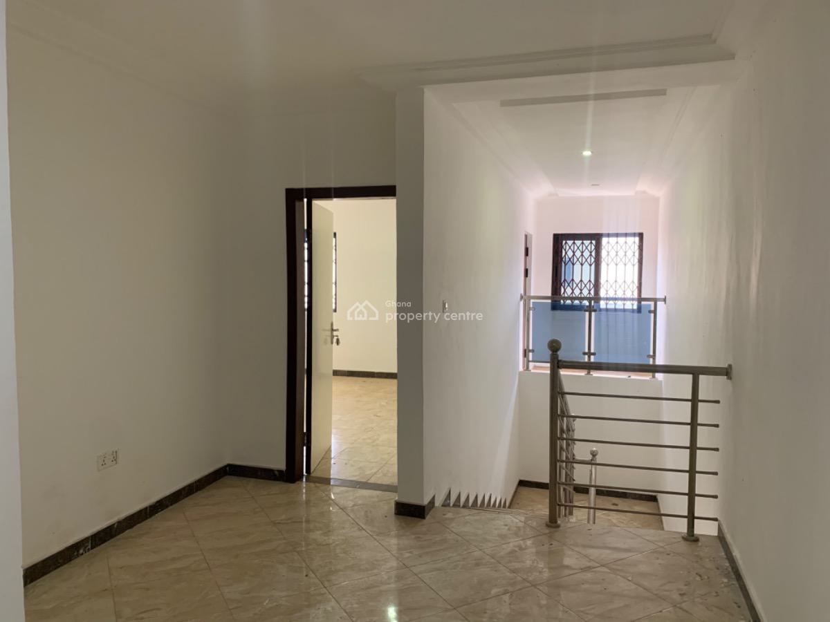 4 Bedrooms Duplex House in a Gated Community, Oyarifa, La Nkwantanang Madina Municipal, Accra, Semi-detached Duplex for Rent