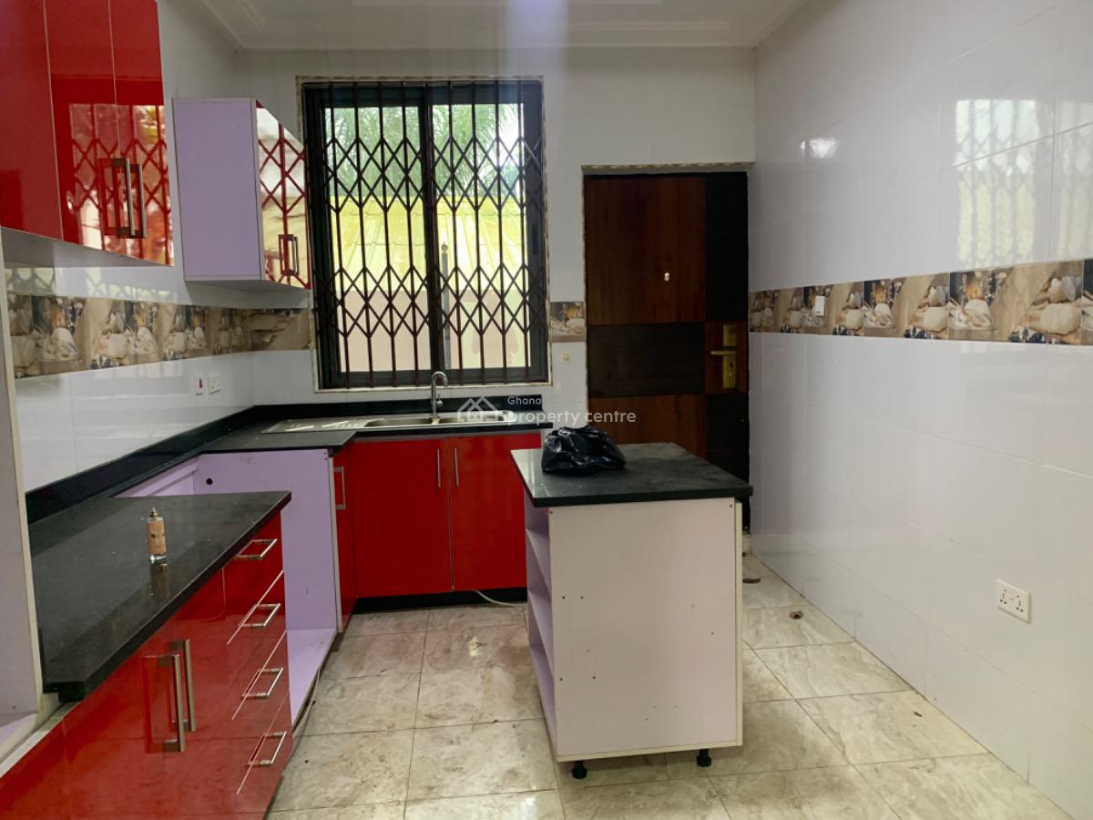 4 Bedrooms Duplex House in a Gated Community, Oyarifa, La Nkwantanang Madina Municipal, Accra, Semi-detached Duplex for Rent