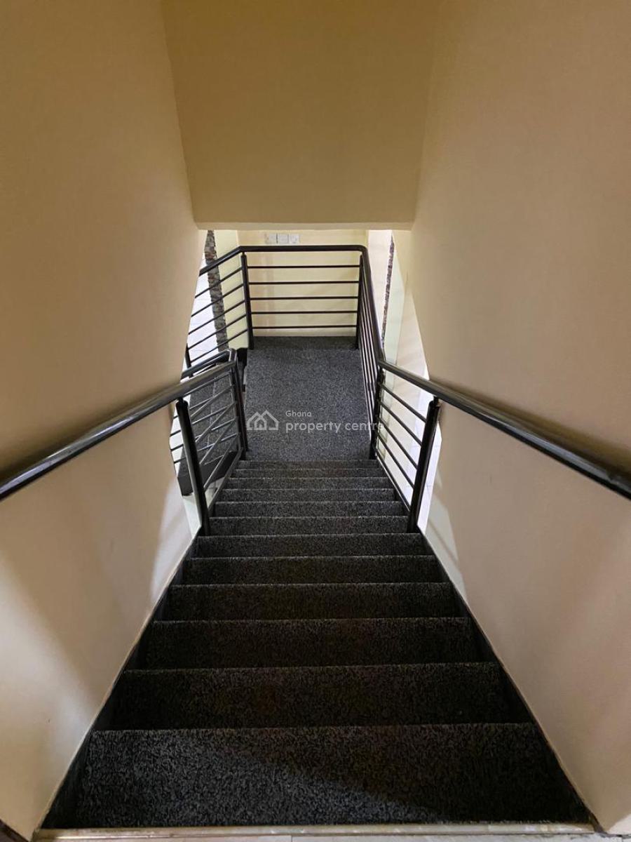 Executive 4 Bedrooms, Accra Metropolitan, Accra, House for Rent