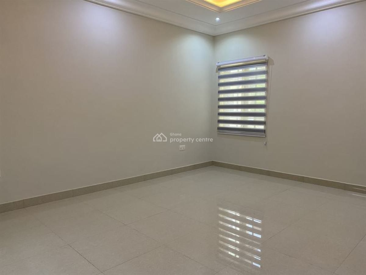 Detached 4 Bedroom Duplex in a Gated Community, Regimanuel, East Airport, Airport Residential Area, Accra, Detached Duplex for Sale