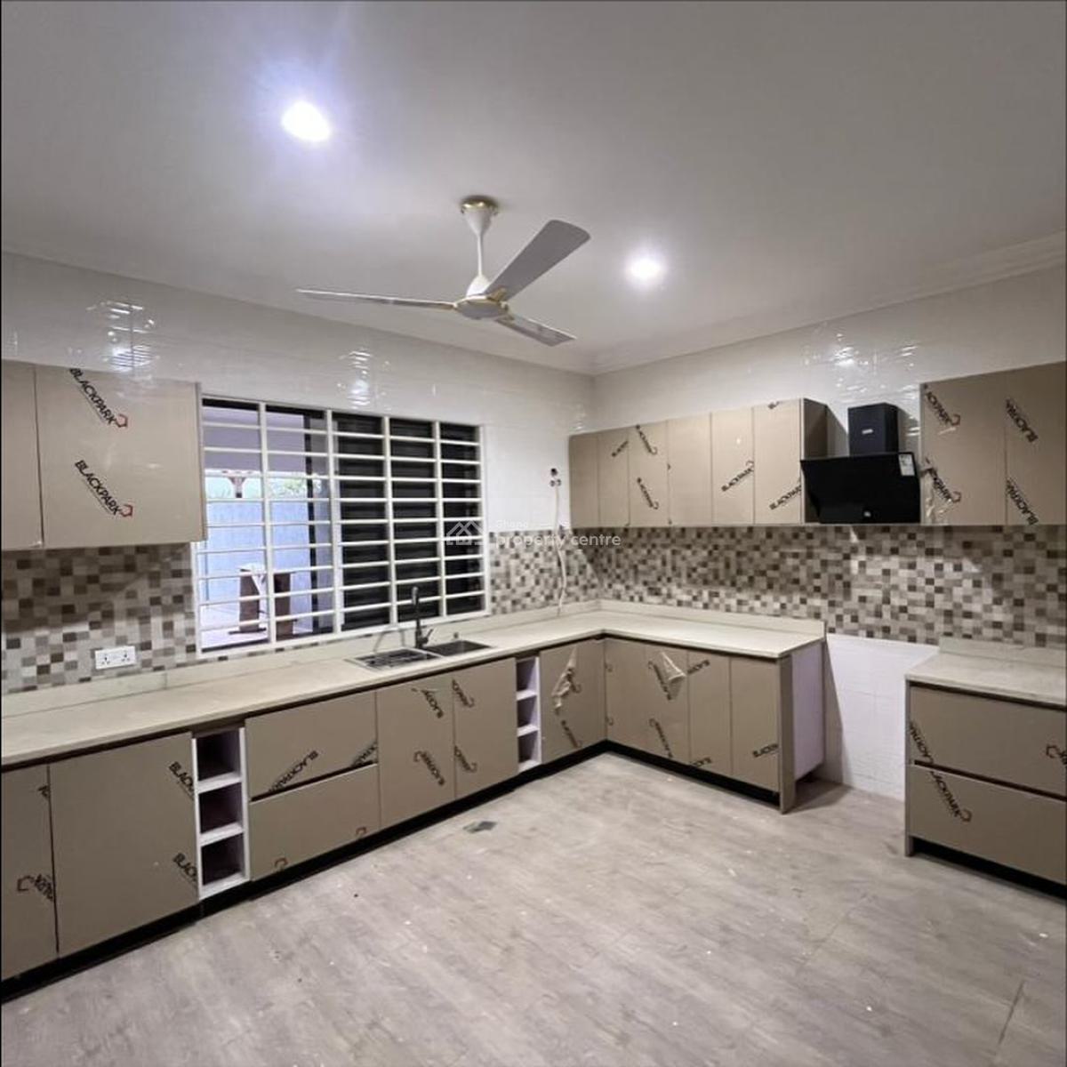 Executive Self Compound 3 Bedrooms, Adjiringanor, East Legon, Accra, House for Rent