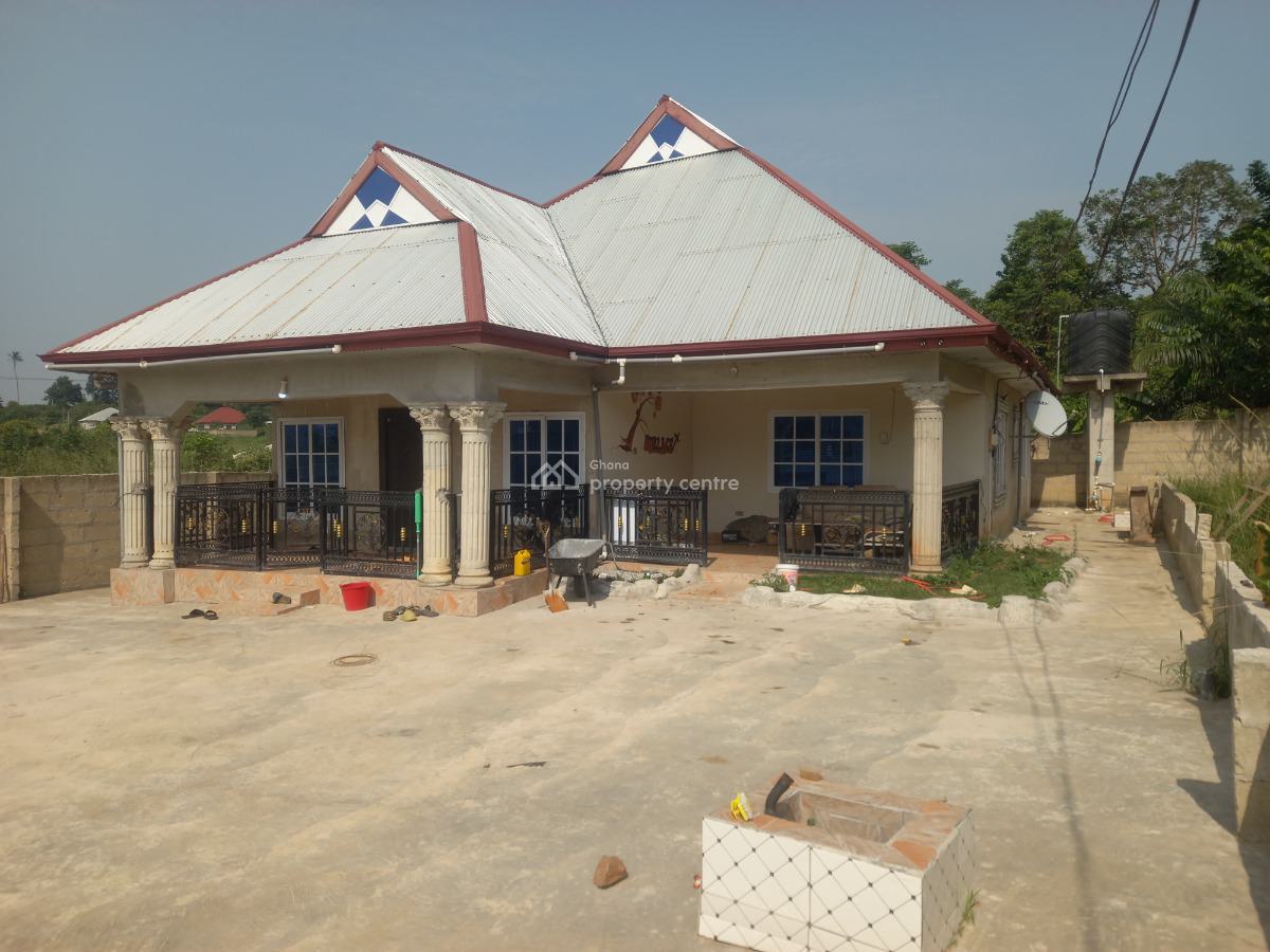 3 Bedrooms  ( Full Plot), Bomfa, Near Fawoade Mampongteng. Tafo Pankrono Road., Kumasi Metropolitan, Ashanti, House for Sale