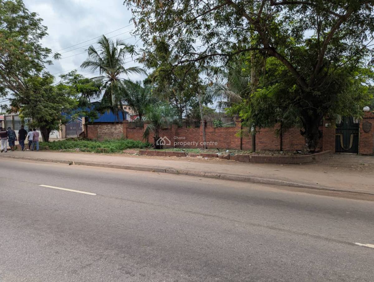a Roadside Register 2.15 Acres of Land @ Dzorwulu, Cantonments, Accra, Land for Sale