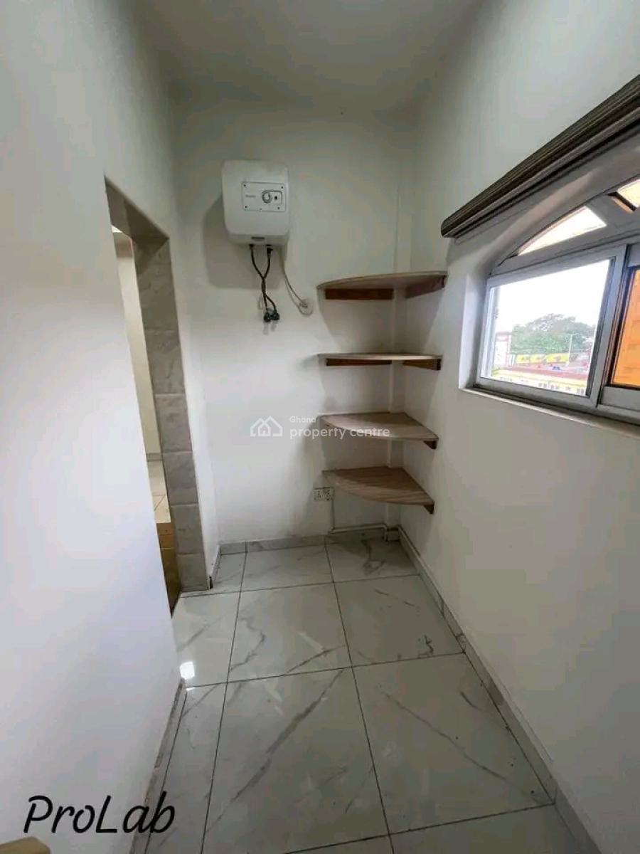 Decent 2-bedrooom Apartment @ Dzorwulu, Dzorwulu, Accra, Apartment for Rent