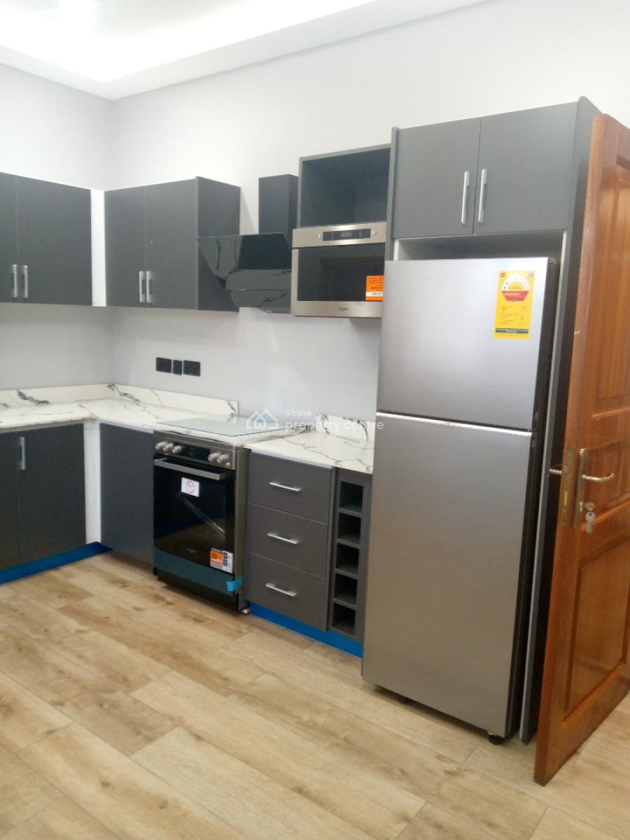 Luxurious Semi Furnished 2bedroom Apartment @ Cantonment, Cantonments, Accra, Apartment for Rent