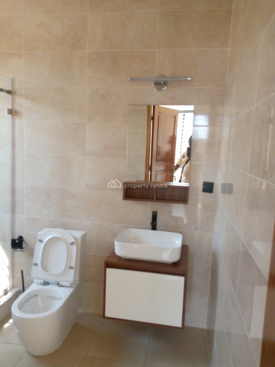 Luxurious Semi Furnished 2bedroom Apartment @ Cantonment, Cantonments, Accra, Apartment for Rent