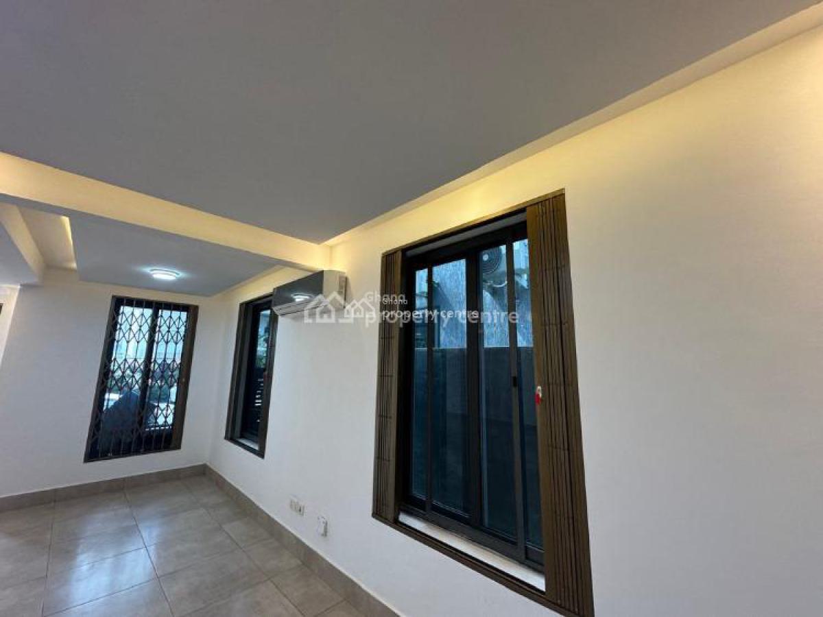 Executive 3-bedroom Townhouse @ Dzorwulu, Dzorwulu, Accra, Townhouse for Sale